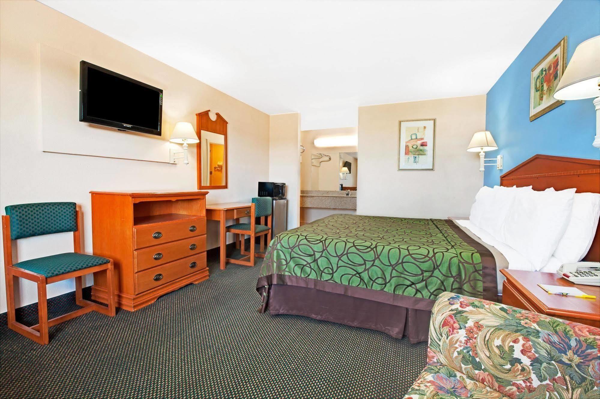 Super 8 By Wyndham Terrell Hotel Kültér fotó